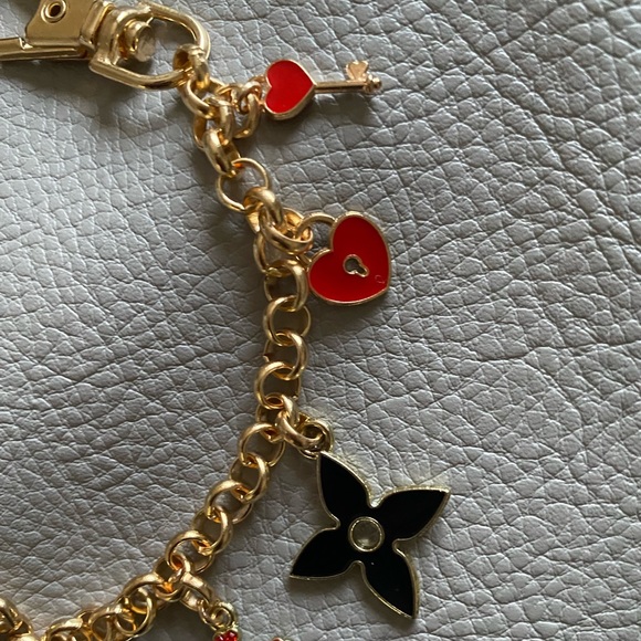 Cactus clover chain charm for purses - Picture 2 of 3